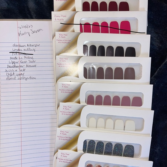 Color Street - Picture 7 of 7